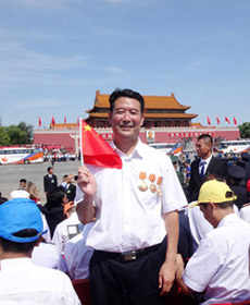 公司召开庆“五一”劳模座谈会议