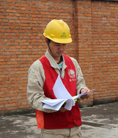 公司召开庆“五一”劳模座谈会议