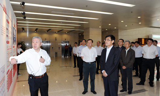 舒印彪出席公司科技创新工作座谈会并讲话