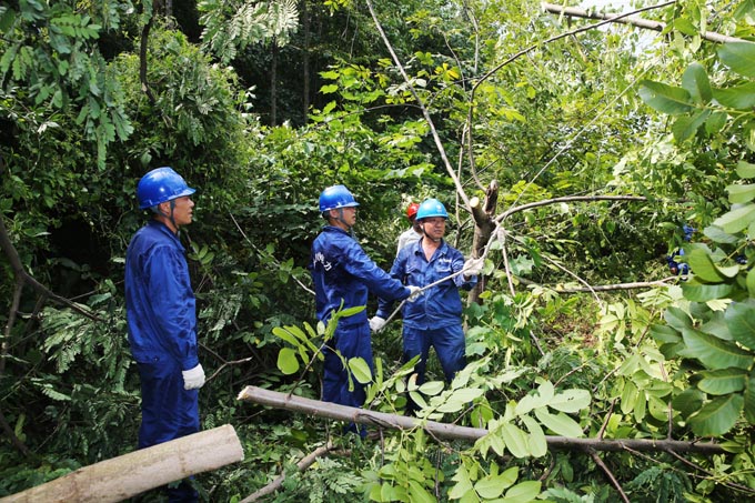 【第一现场】简阳突发泥石流  受损线路已恢复