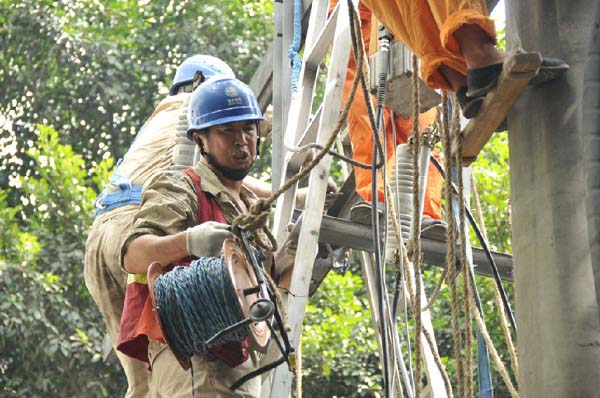 【最美一线员工】 “杨家犟”的青春无悔 