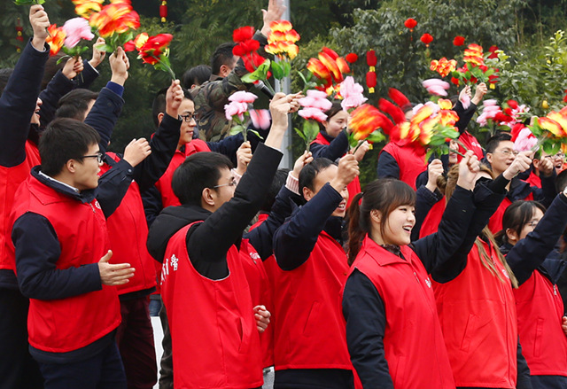 资阳：央视资阳贺岁 国网员工温暖百姓舞台