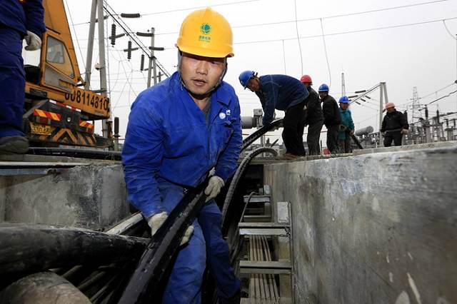 绵阳：冬日里的“工匠精神” 