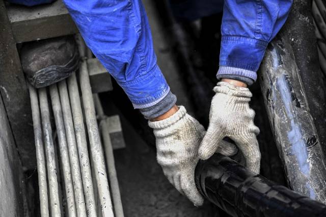 绵阳：冬日里的“工匠精神” 