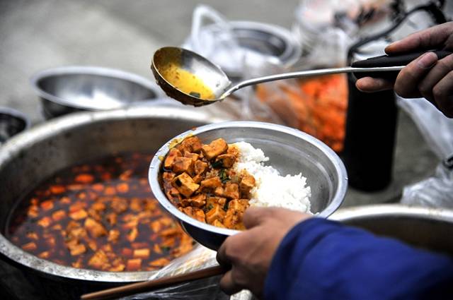 绵阳：冬日里的“工匠精神” 