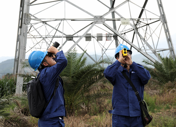 检修：党旗引领三大特高压直流满功率运行 