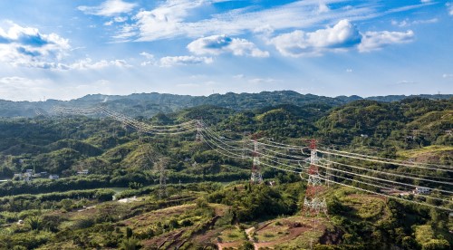 尺寸改  9月13日,新建500千伏建叙线。-2（安伟  摄）.jpg