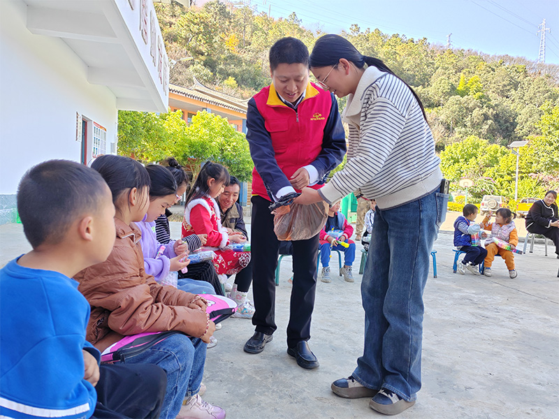 1.9 攀枝花公司.jpg