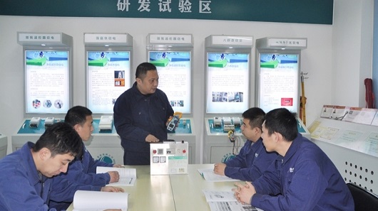 大国工匠国家电网朱劲雷：专业专注的“电网卫士”