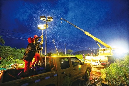 新时代高质量党建工程｜弘扬“红船精神” 建强战斗堡垒