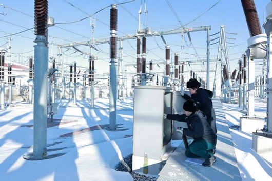 战寒潮保供电 守护民生温度