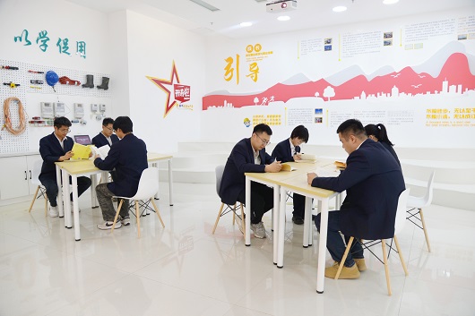 公司党组传达学习习近平总书记近期重要讲话精神