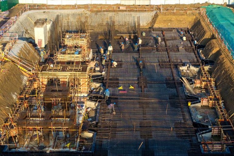 节日我在岗|奋战电网建设现场