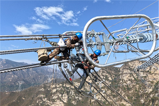 节日我在岗｜奋战特高压工程建设