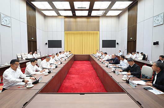 国家电网与中国中车集团举行会谈